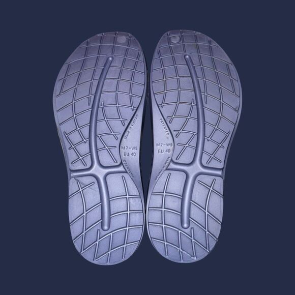 Unisex Oofos OOcandoo Slip-On Recovery Shoes Size M 7 W 9 - Picture 3 of 11